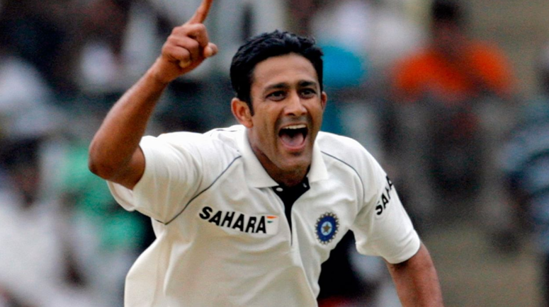 Anil Kumble (India)  vs. Pakistan 