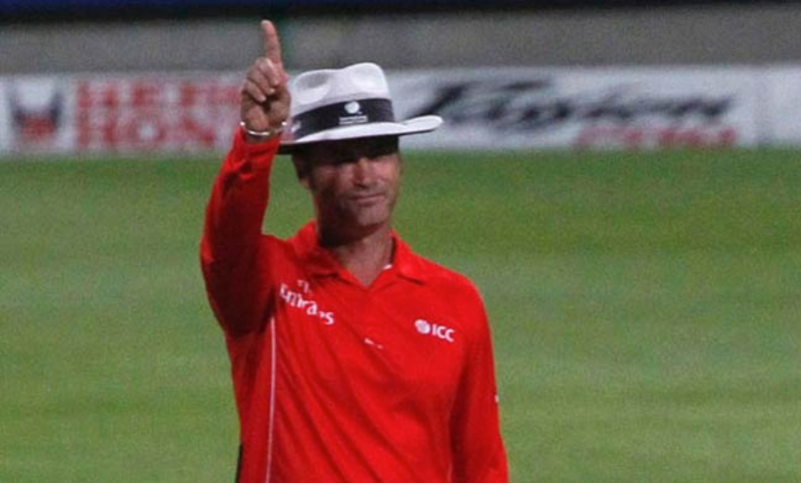 Top Umpire in Cricket-Simon Taufel 
