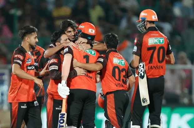 SRH’s Chase Against RR