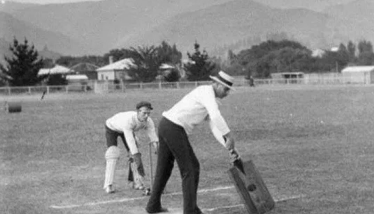 Thomas White’s Monster Bat 